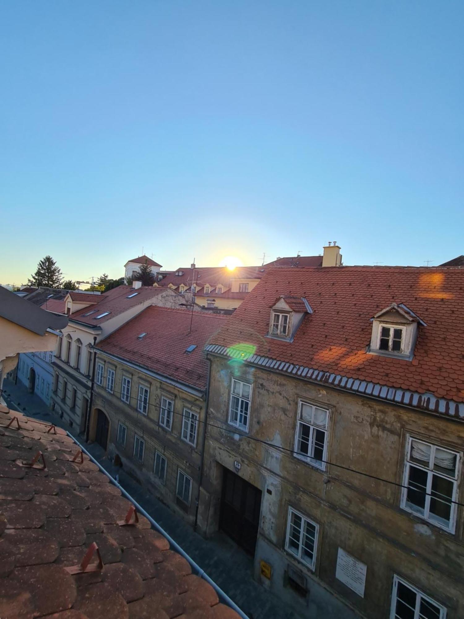 Old Town Cabin Apartment Zágráb Kültér fotó